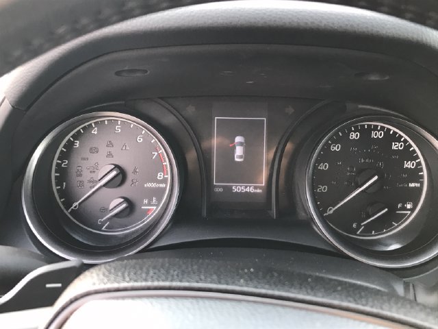 Used 2024 Toyota Camry SE FWD image 8