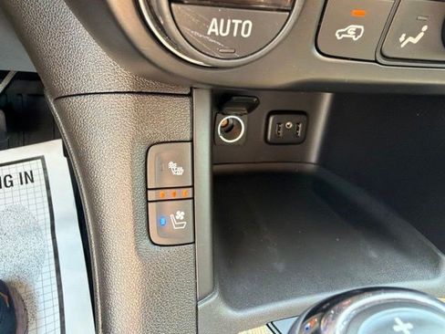 Used 2019 GMC Acadia Denali w/ Technology Package AWD/4WD image 32