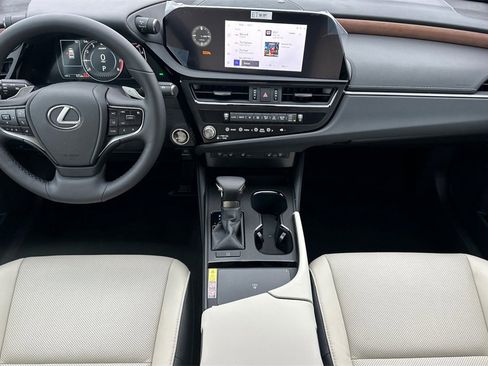 New 2025 Lexus ES 350 w/ Premium Package image 13