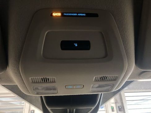 Used 2023 Ford Transit 250 Medium Roof AWD image 18