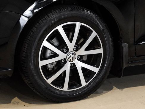 Used 2017 Volkswagen Jetta SE image 59