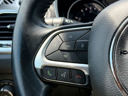 Used 2018 Jeep Compass Latitude w/ Popular Equipment Group AWD/4WD image 25