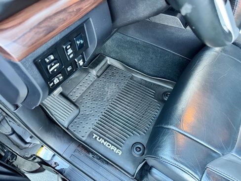 Used 2020 Toyota Tundra Limited w/ Limited Premium Package image 21