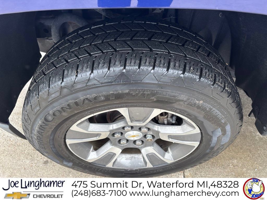 Used 2015 Chevrolet Colorado Z71 AWD/4WD image 10
