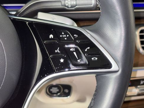 Certified 2025 Mercedes-Benz GLE 450 4MATIC image 21