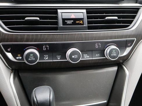 Used 2018 Honda Accord EX-L image 21