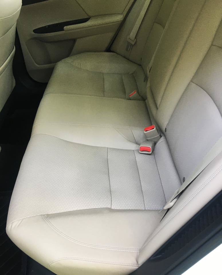 Used 2017 Honda Accord Touring image 21