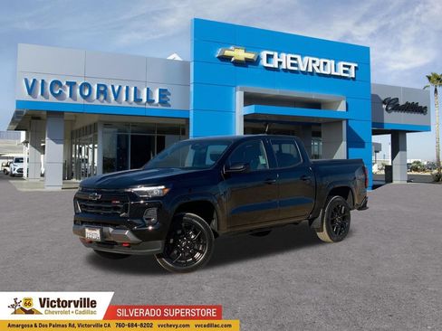 Used 2024 Chevrolet Colorado Z71 w/ LPO, Dark Essentials Package AWD/4WD image 1