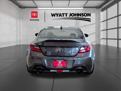 New 2026 Toyota GR86 Premium RWD image 4