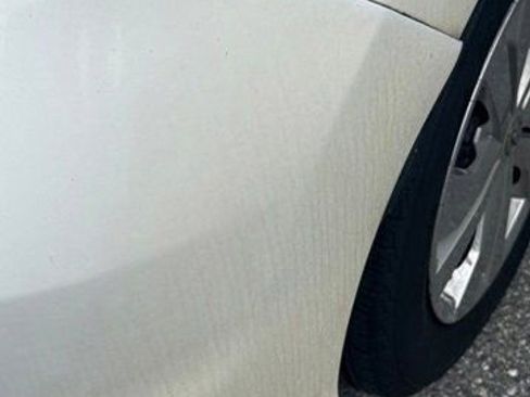 Used 2017 Nissan Versa Note S Plus FWD image 12