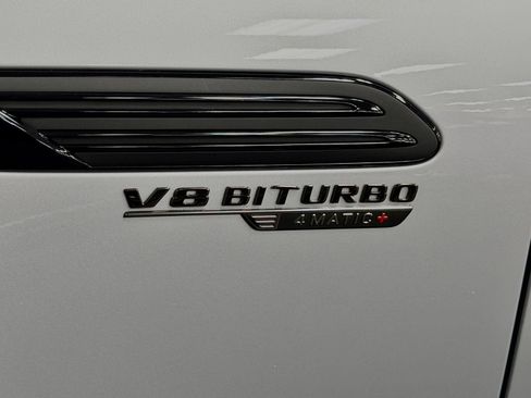 Used 2024 Mercedes-Benz SL 63 AMG 4MATIC image 20