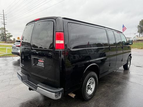 Used 2017 Chevrolet Express 3500 LT w/ LT Preferred Equipment Group image 5