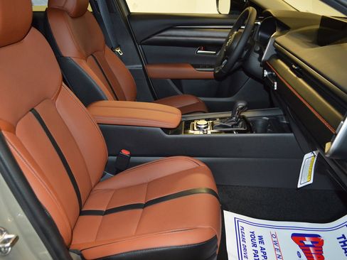 New 2026 MAZDA CX-50 Meridian Edition w/ Weather Package image 11