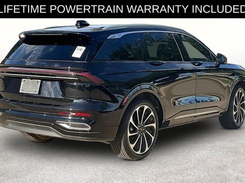 Used 2024 Lincoln Nautilus Black Label AWD/4WD image 2