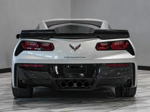 Used 2017 Chevrolet Corvette Stingray Coupe w/ 3LT Preferred Equipment Group RWD image 11