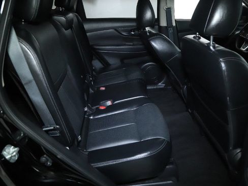 Used 2018 Nissan Rogue SL AWD/4WD image 32