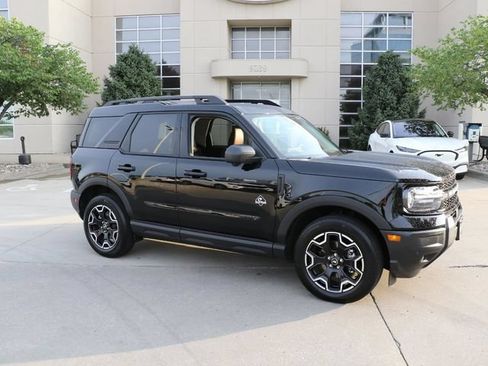 Used 2025 Ford Bronco Sport Outer Banks w/ Outer Banks Tech Package+ AWD/4WD image 1