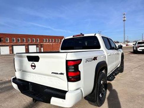 Certified 2024 Nissan Frontier PRO-4X w/ Pro Premium Package image 8