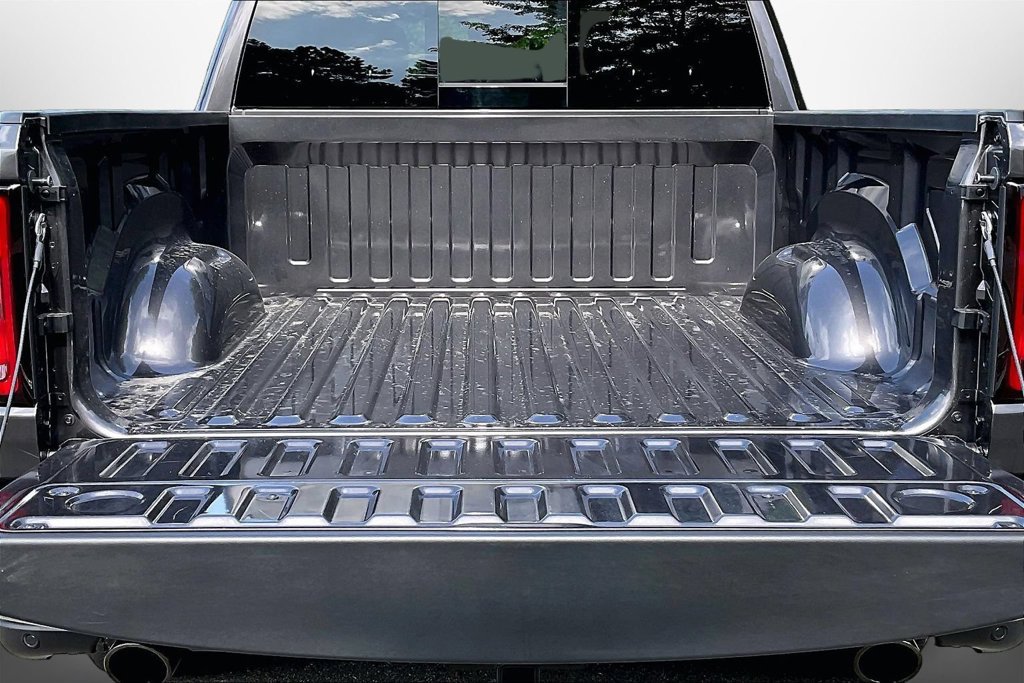 New 2026 RAM 1500 Express AWD/4WD image 23