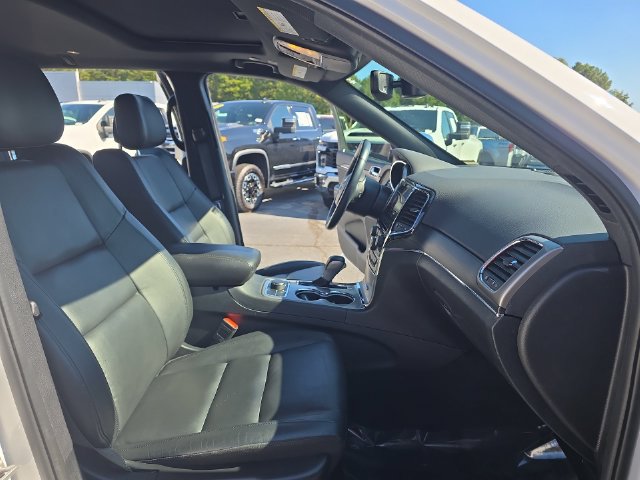 Used 2022 Jeep Grand Cherokee Limited w/ Trailer Tow Group IV AWD/4WD image 11