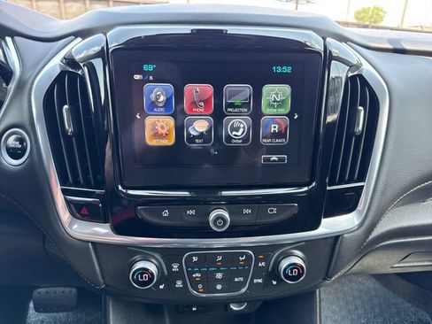 Used 2019 Chevrolet Traverse LT AWD/4WD image 19