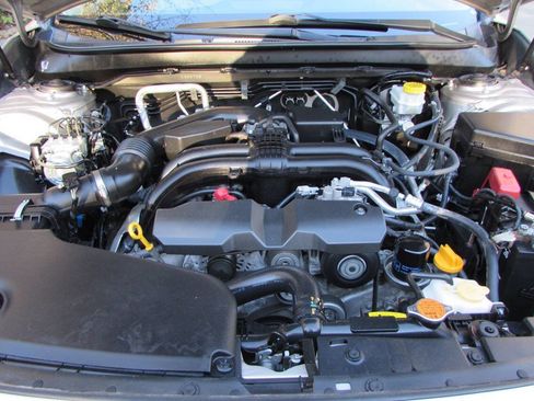 Used 2019 Subaru Outback 2.5i Premium w/ Popular Package #2 image 15