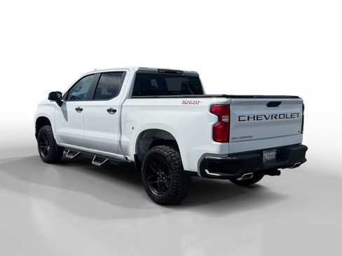Used 2019 Chevrolet Silverado 1500 LT Trail Boss w/ Convenience Package image 3
