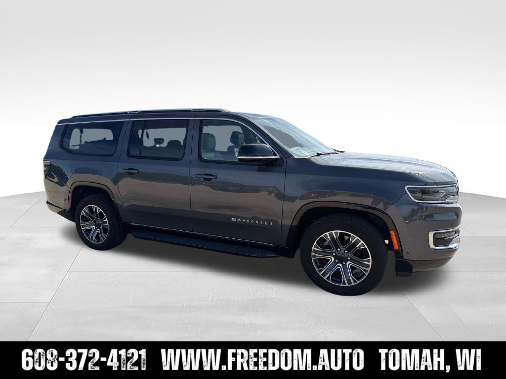 Used 2024 Jeep Wagoneer L Series II w/ Flexible Seating Group AWD/4WD image 10