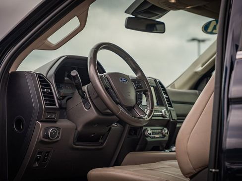 Certified 2021 Ford Expedition Limited AWD/4WD image 20