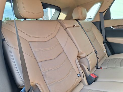 Certified 2024 Cadillac XT5 Premium Luxury w/ Platinum Package image 32