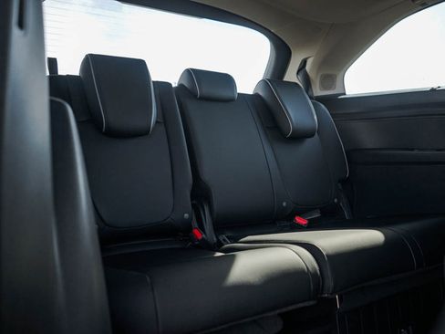 New 2026 Honda Odyssey Elite image 14