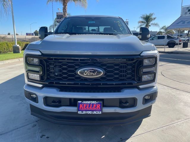 New 2026 Ford F250 Lariat w/ Black Appearance Package AWD/4WD image 8
