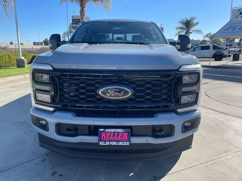 New 2026 Ford F250 Lariat w/ Black Appearance Package image 8
