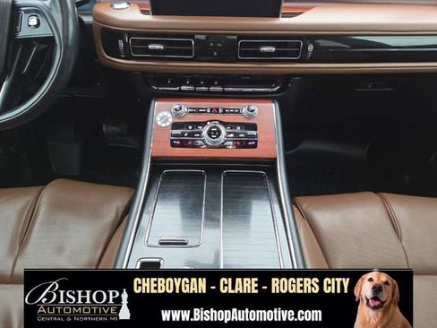 Used 2023 Lincoln Aviator Reserve w/ Equipment Group 201A AWD/4WD image 22