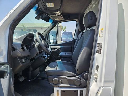 New 2024 Mercedes-Benz Sprinter 3500 image 2