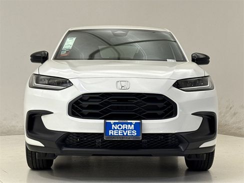 New 2026 Honda HR-V Sport image 3