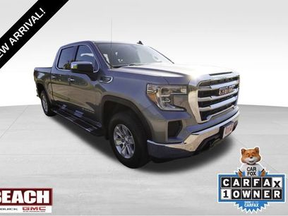 Used 2020 GMC Sierra 1500 SLE w/ SLE Value Package