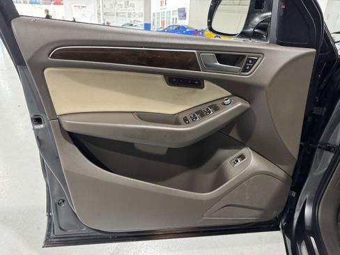 Used 2015 Audi Q5 2.0T Premium Plus w/ Technology Package image 23