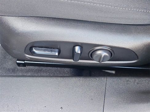 Used 2021 Chevrolet Malibu RS image 18