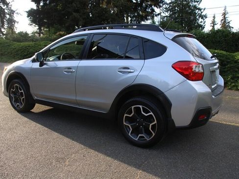 Used 2014 Subaru Crosstrek 2.0i Limited w/ Popular Package #2 AWD/4WD image 4