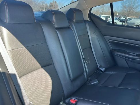 Used 2022 Nissan Altima 2.5 SR w/ Midnight Edition Package image 16