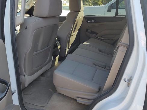 Used 2015 GMC Yukon SLE w/ Convenience Package image 8