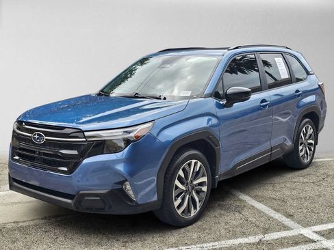 Certified 2025 Subaru Forester Touring w/ Popular Package - Touring AWD/4WD image 9