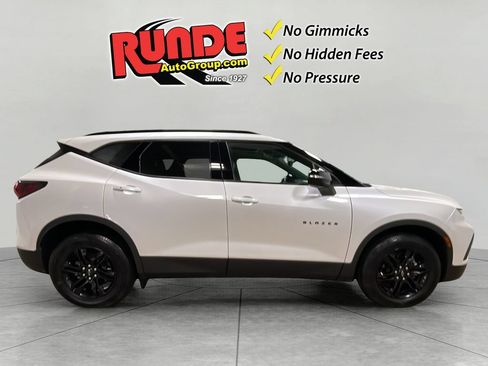 Used 2021 Chevrolet Blazer LT w/ Sound & Technology Package AWD/4WD image 7