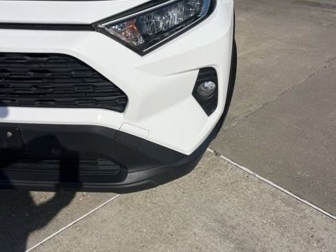 Used 2019 Toyota RAV4 XLE image 11