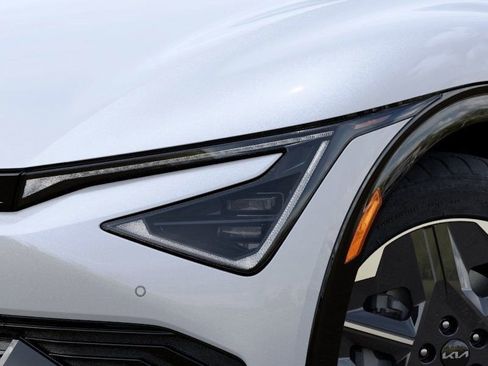New 2025 Kia EV6 Light image 11