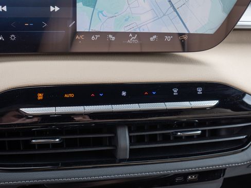 New 2026 Buick Enclave Preferred w/ Power Package FWD image 14