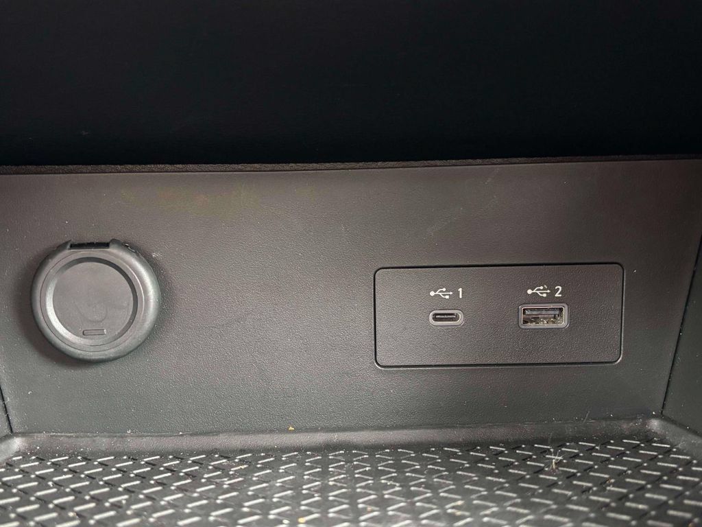 Used 2024 Nissan Pathfinder Rock Creek AWD/4WD image 16