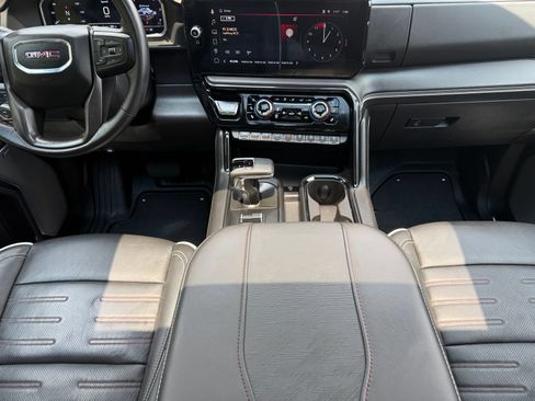 Used 2024 GMC Sierra 1500 AT4X AWD/4WD image 19
