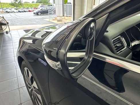 Used 2016 Volkswagen Jetta SEL Premium FWD image 27